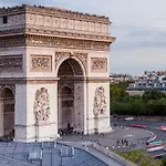 Cozy 1-bedroom With Amenities Near Iconic Montmartre Neighbourhood 아파트 *