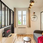 아파트 Cozy 1-bedroom With Amenities Near Iconic Montmartre Neighbourhood