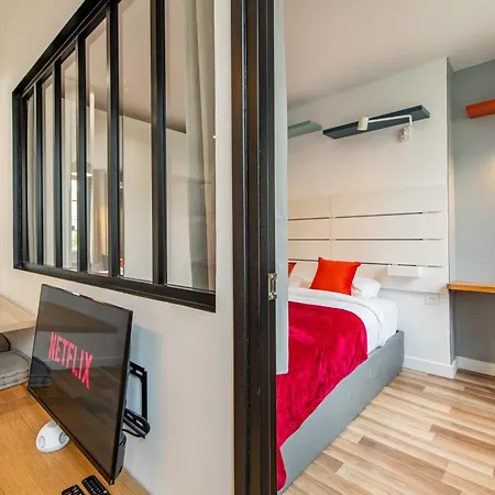 Cozy 1-bedroom With Amenities Near Iconic Montmartre Neighbourhood Paris