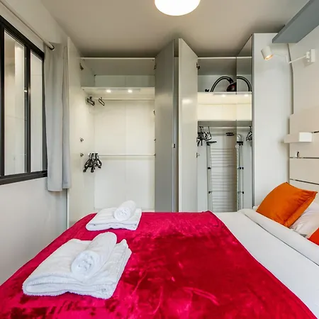 Cozy 1-bedroom With Amenities Near Iconic Montmartre Neighbourhood Paris