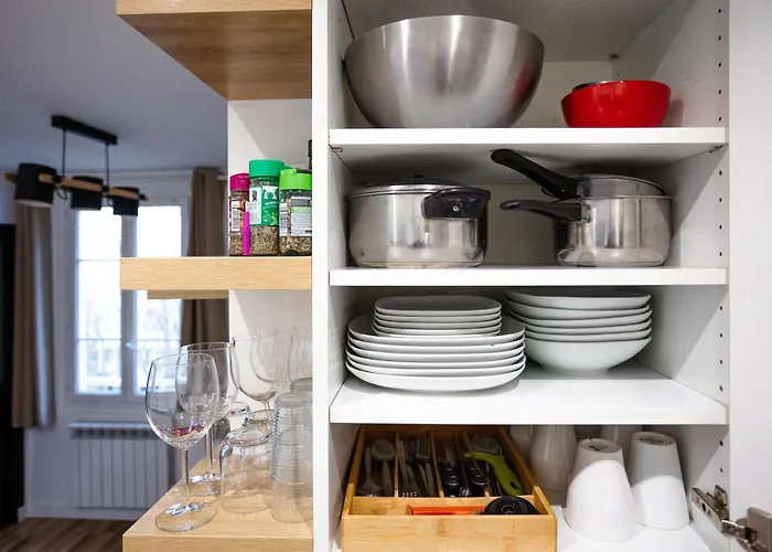 Cozy 1-bedroom With Amenities Near Iconic Montmartre Neighbourhood Paris