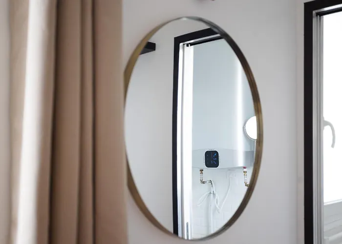Lägenhet Cozy 1-bedroom With Amenities Near Iconic Montmartre Neighbourhood *